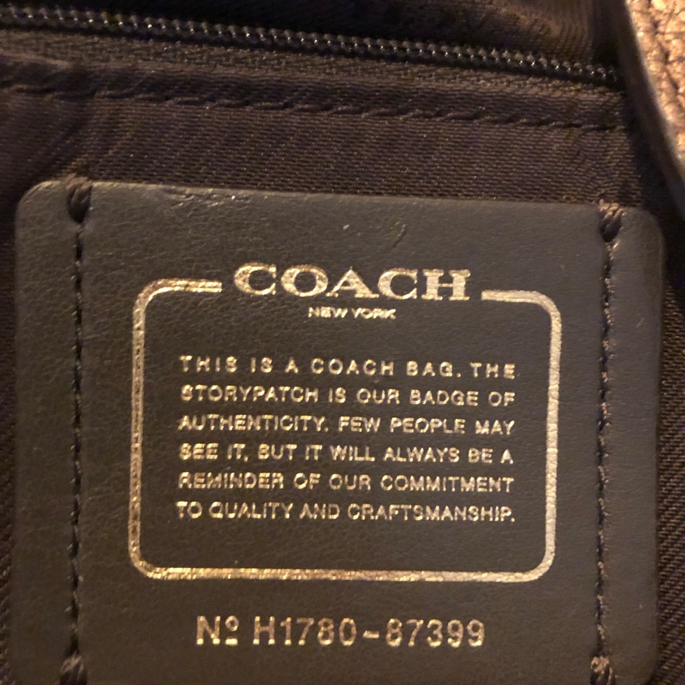 Coach purse - Picture 7 of 7